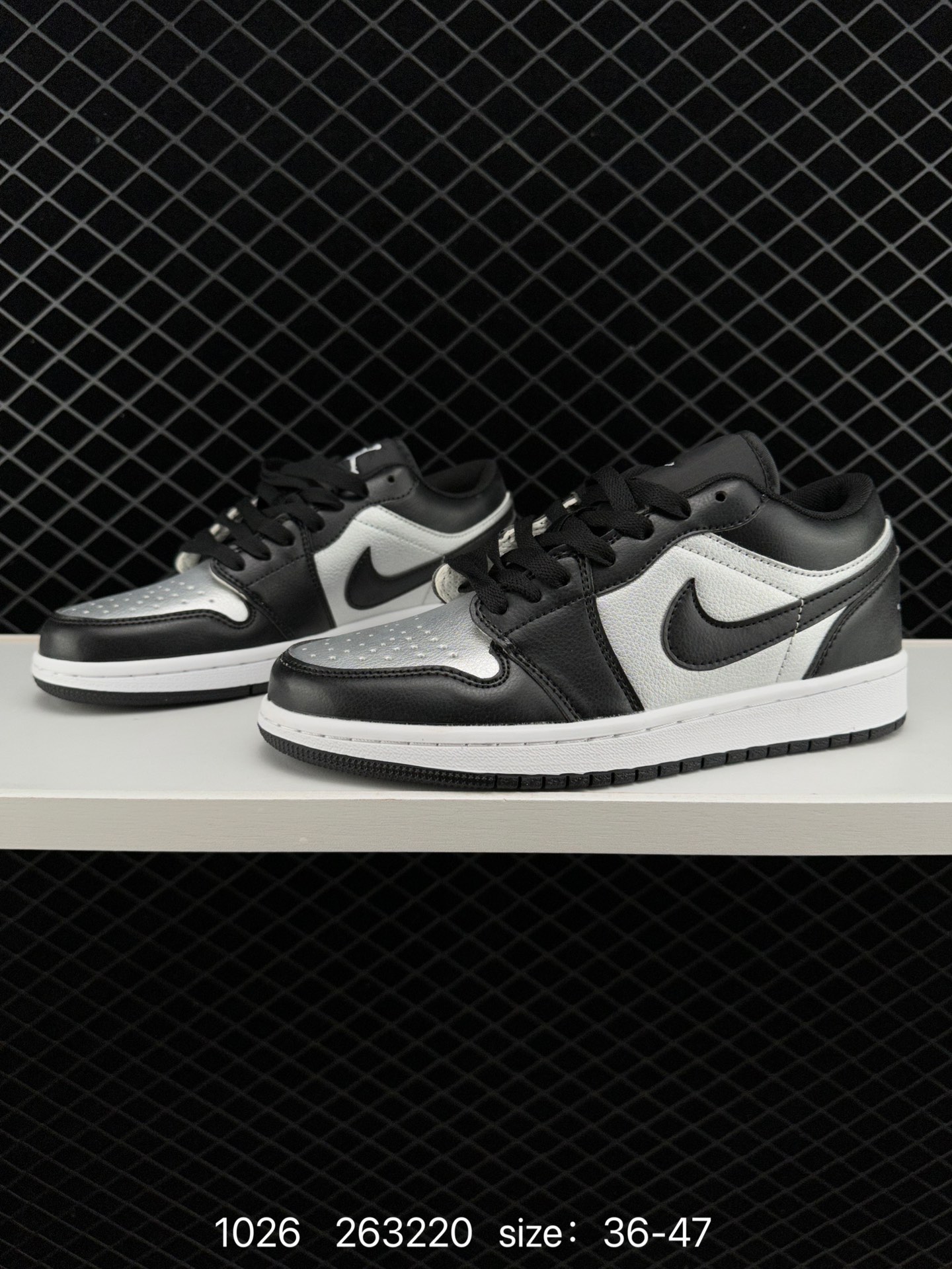 Air Jordan 1 Low “Silver Toe”